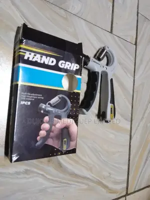 Exercise Hand Grip With Counter