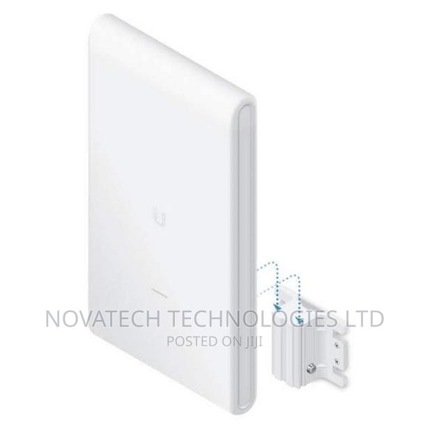 Ubiquiti Unifi UAP-AC-M-PRO Dual-Band 802.11ac Mesh Pro - main view