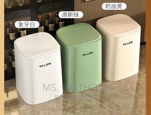 High Quality Automatic Trash Barrel (To Life) Now Available