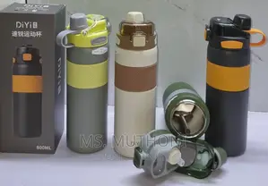 Diyi 800ml Lid Lock Straw Thermocup Bottle