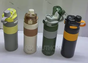 Diyi 800ml Lid Lock Straw Thermocup Bottle