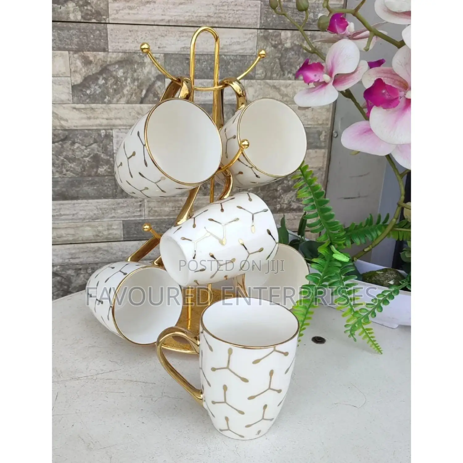 Golden Cups Goldish