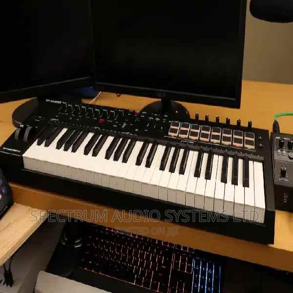 M Audio Oxygen Pro 49 MIDI Keyboard Controller - main view
