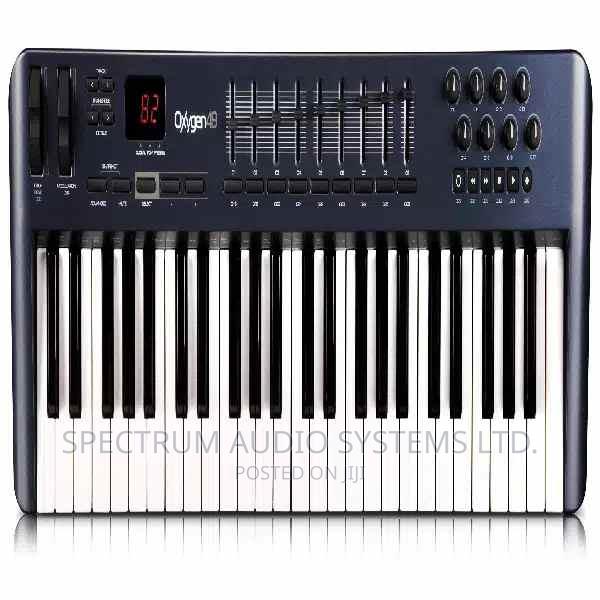 M Audio Oxygen Pro 49 MIDI Keyboard Controller - thumbnail 5
