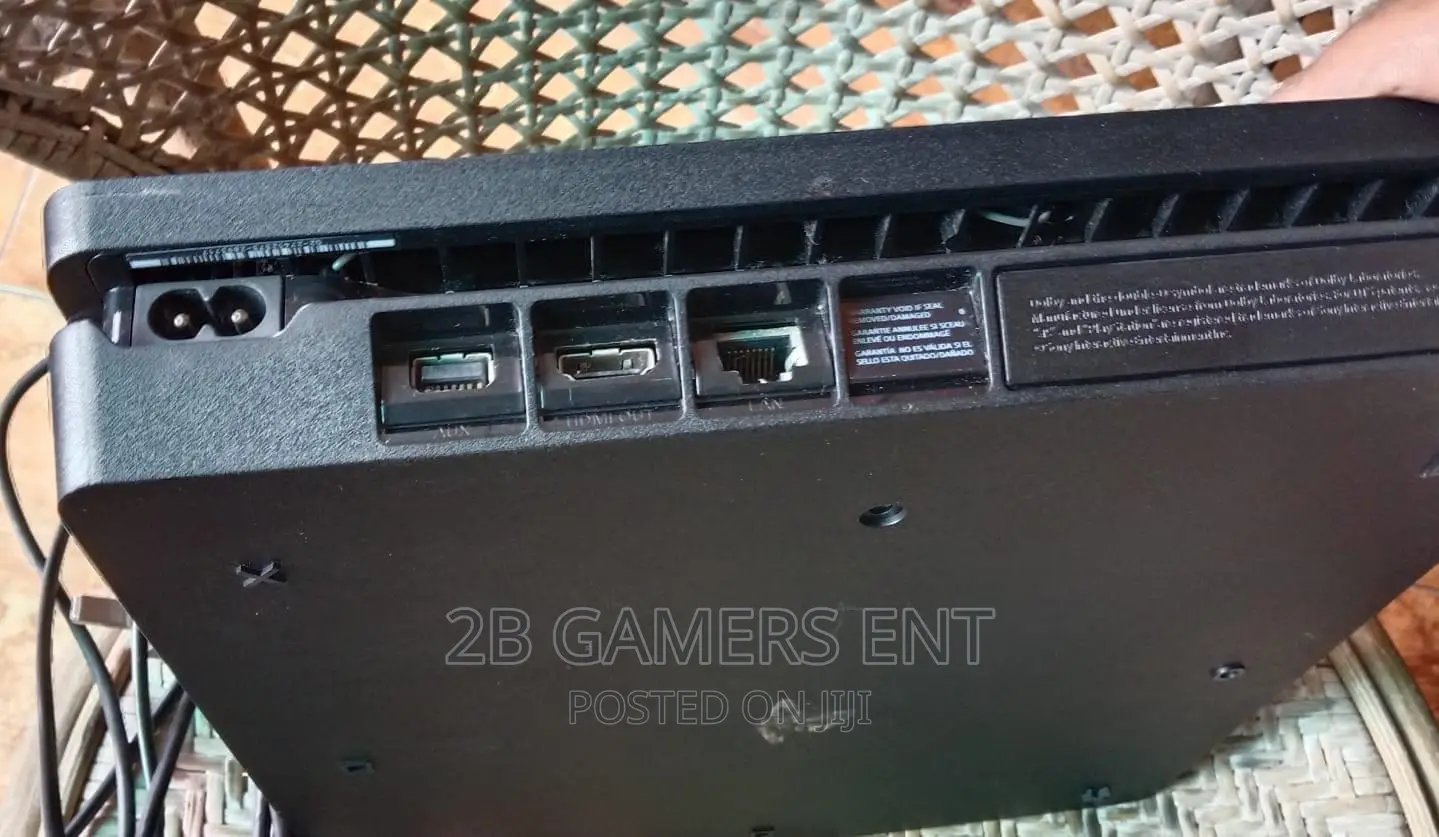 Ps4 Slim 1TB , Jailbreak, 20 Games