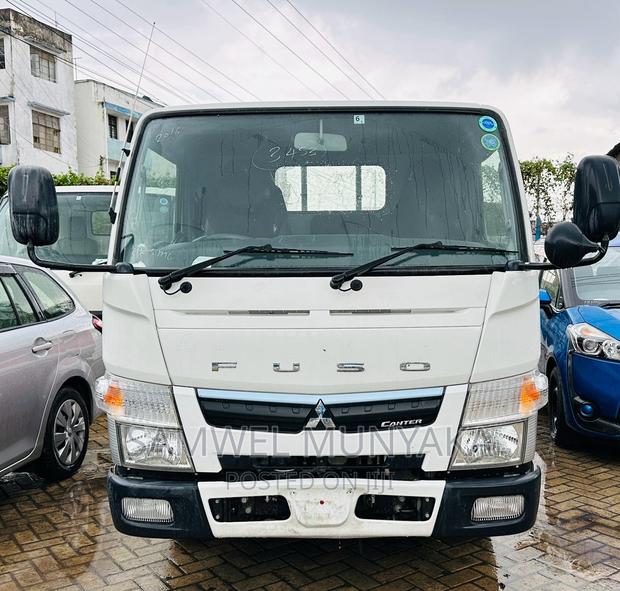 Fuso Canter - main view