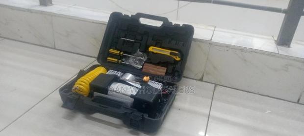 Double Cylinder Portable 12V 100PSI Inflatable Pump