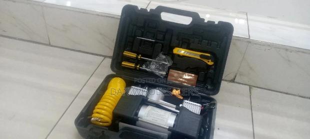 Portable 2 Cylinder Air Compressor/Tyre Inflator