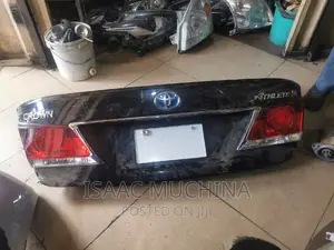 Crown Athlete New Tailgate