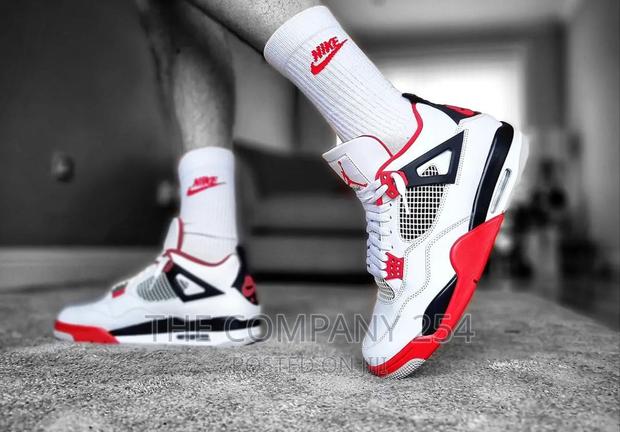 Jordan 4 Fire Red Size 36_45 - thumbnail 4