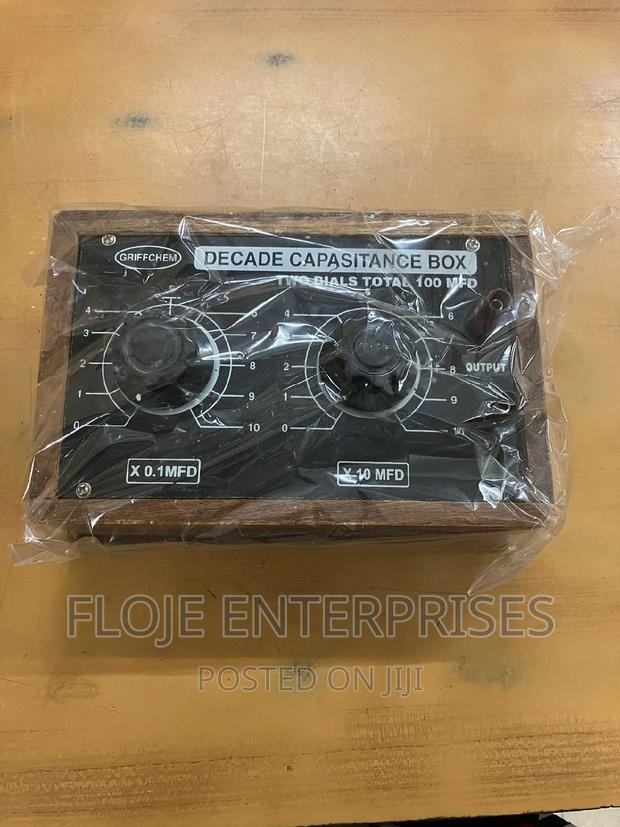 Capacitance Box 0-100uf - main view