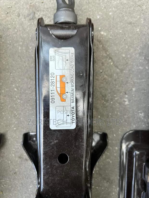 Scissor Jacks 1.5 Ton