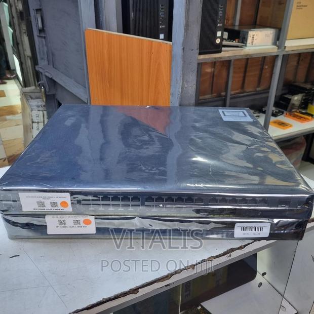 Cisco Catalyst 2960-X - main view