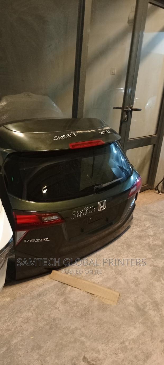 Very Clean Honda Vezel Boot//