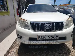 Toyota Land Cruiser Prado 2.7 i 2010 White