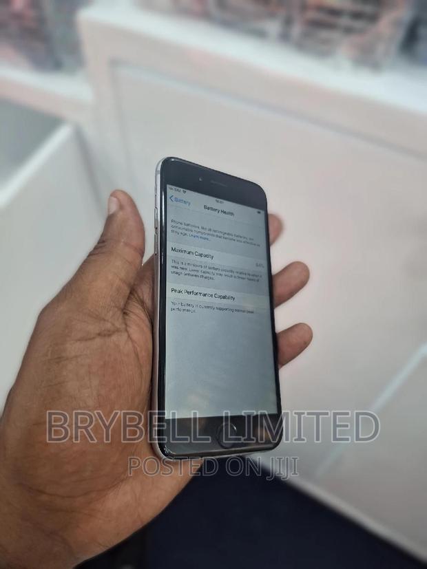 Apple iPhone 6 32 GB Silver - thumbnail 4