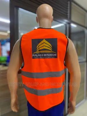 Light Reflectors For Road Signs For Sale