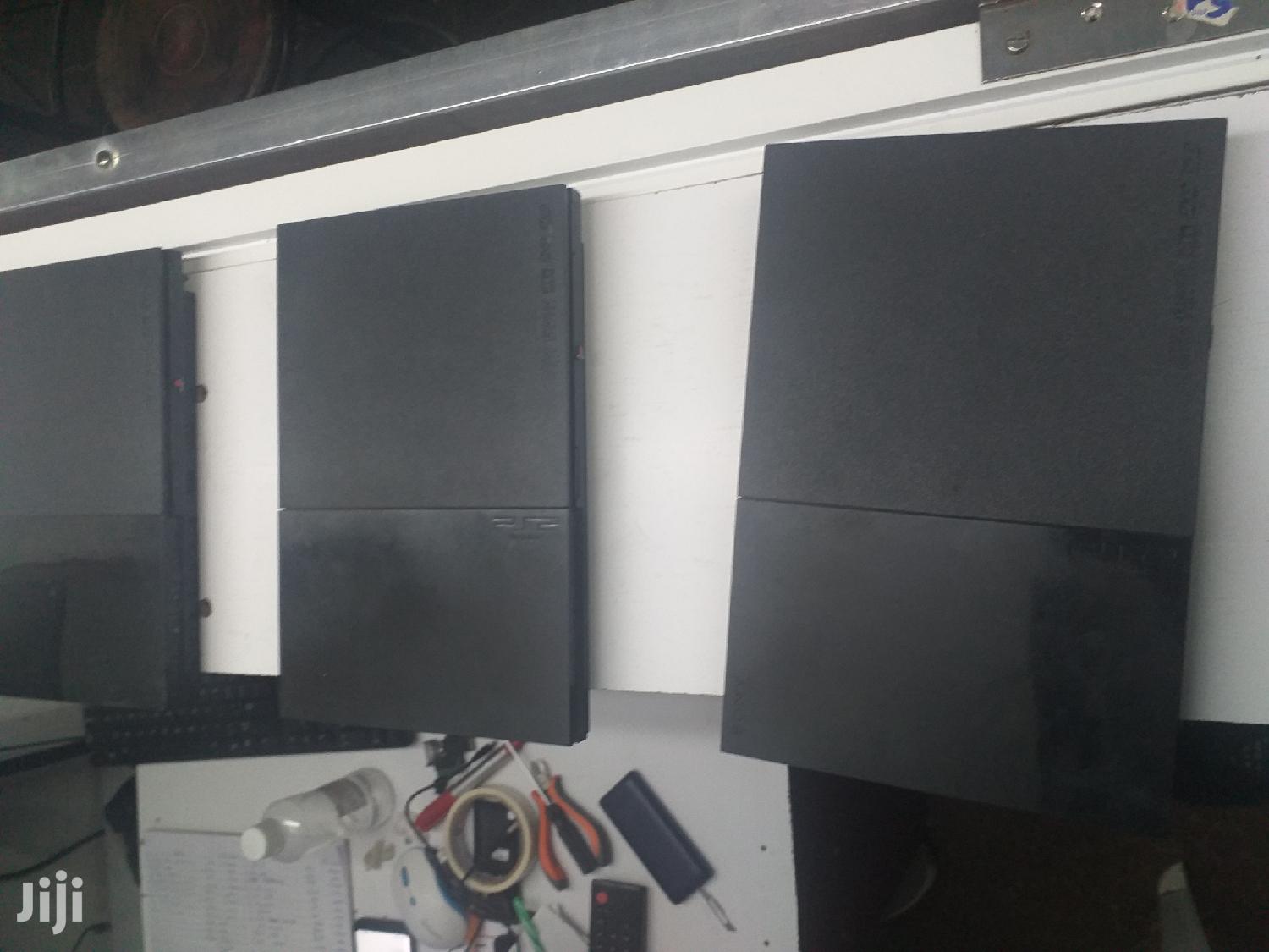 Playstation 2 Gaming Console