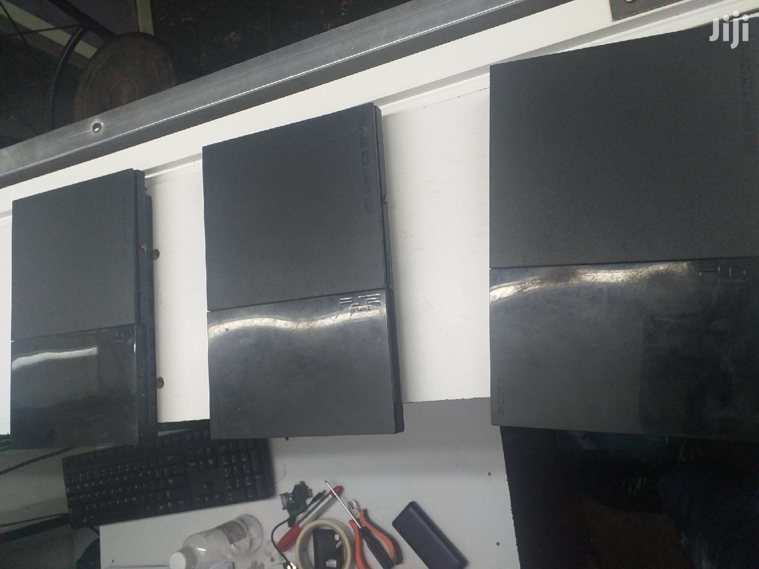 Playstation 2 Gaming Console