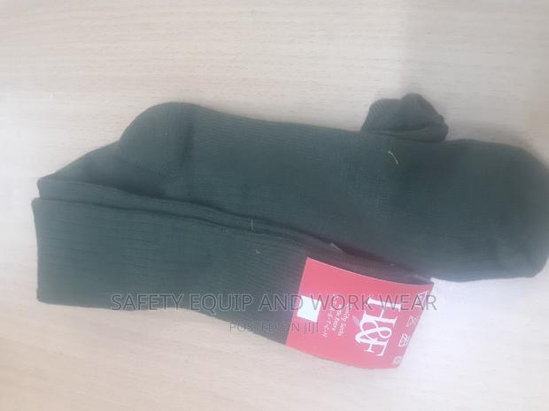 Get Stylish Modern Socks At Discounted Price - thumbnail 2