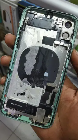 Replace Your Old iPhone Chasis and Give It a Brand New Look