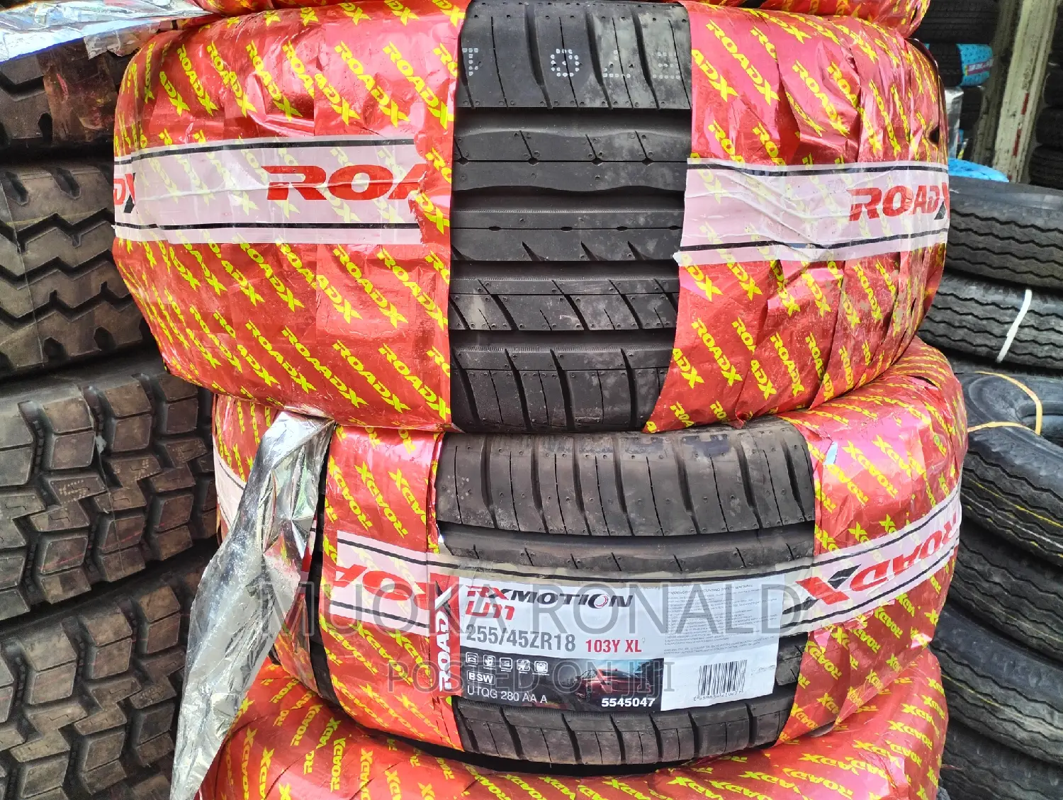 255/45r18 Roadx Tyre