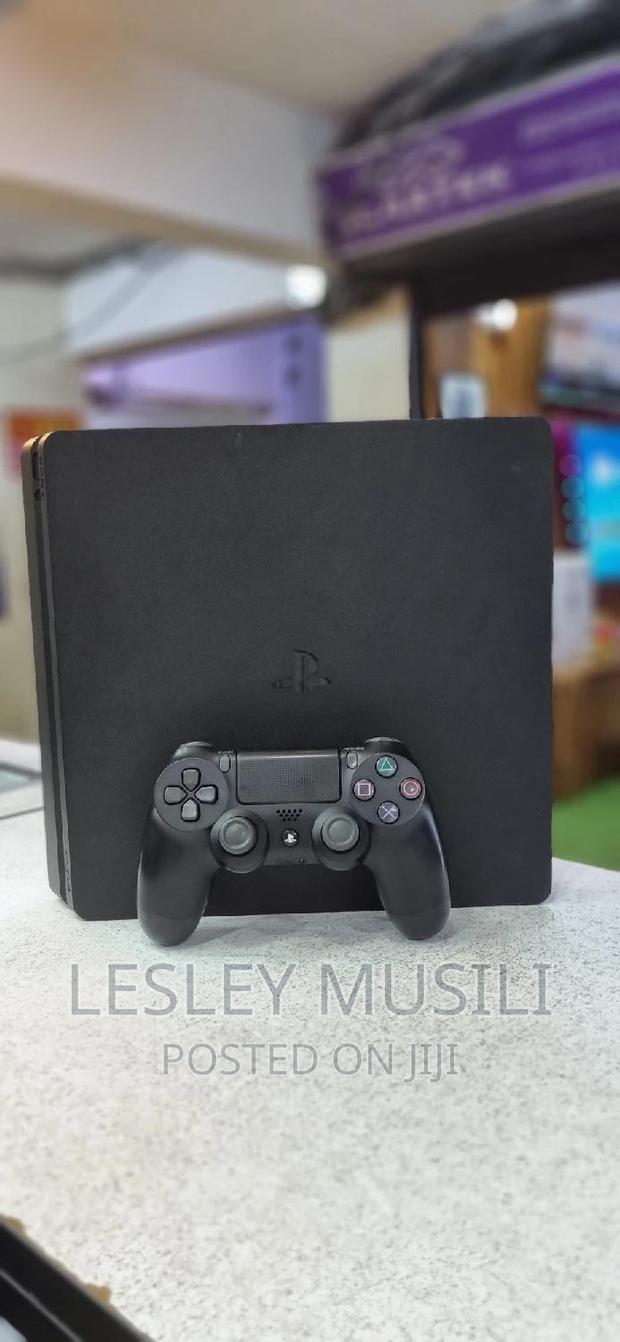 Ps4 Slim Edition 500gb With One Pad - thumbnail 2