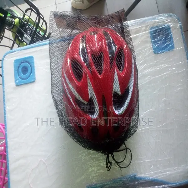 Skating Guards(Helmet Plus Protective Gear)