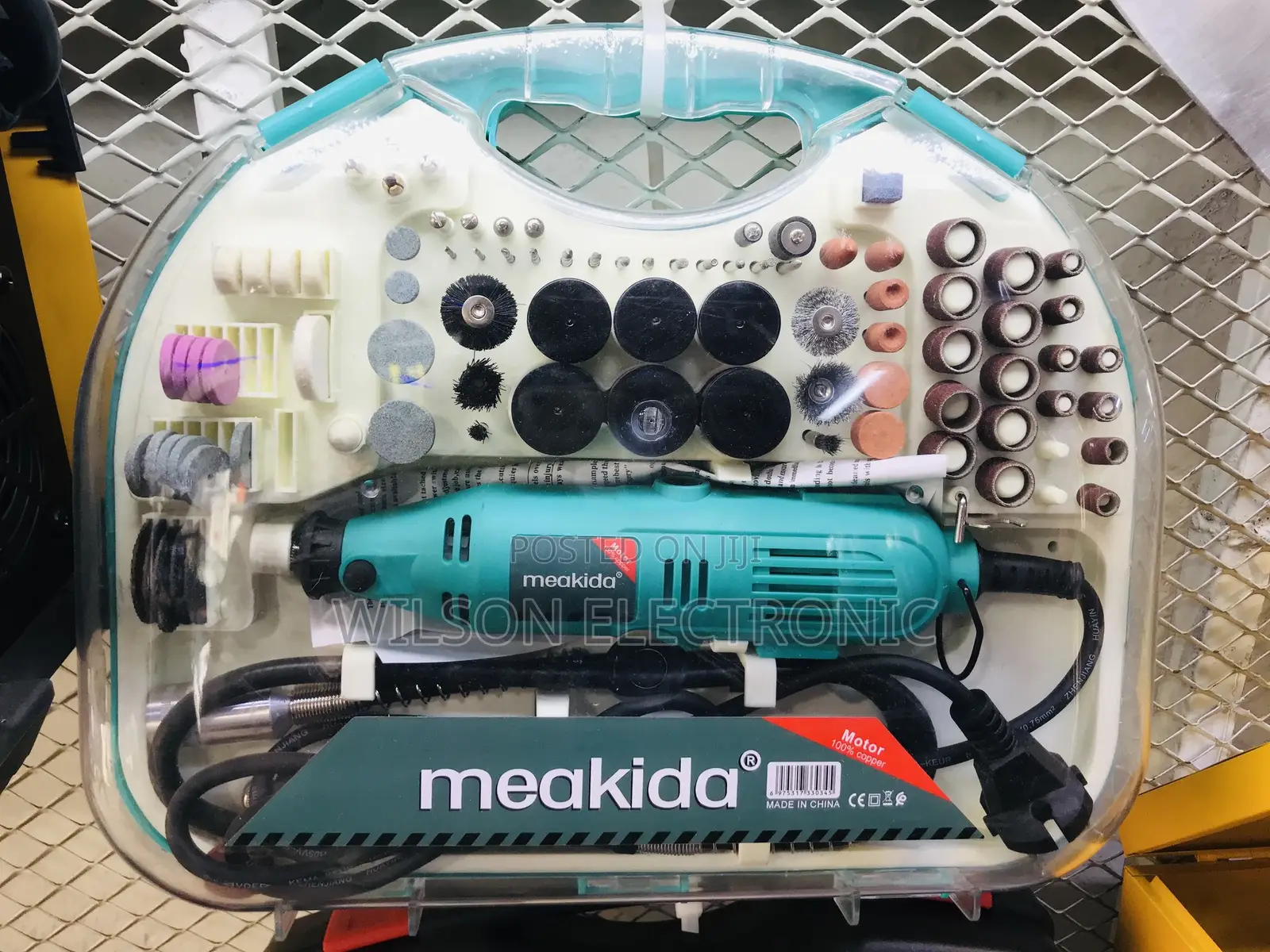 Engraving Meakida Mini Grinder.