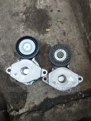 Toyota Vitz/Ractis/Belta 1NR Belt Tensioner