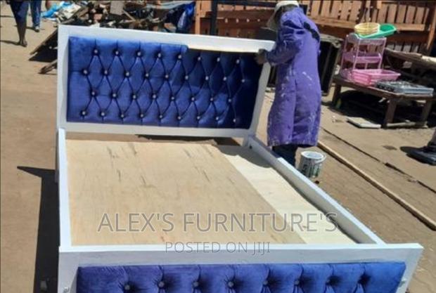 Chesta Beds Modern Bed Modan Besd - main view