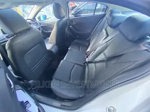 Mazda Axela 2019 White