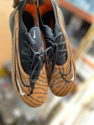 Original Phantom Football - thumbnail 2