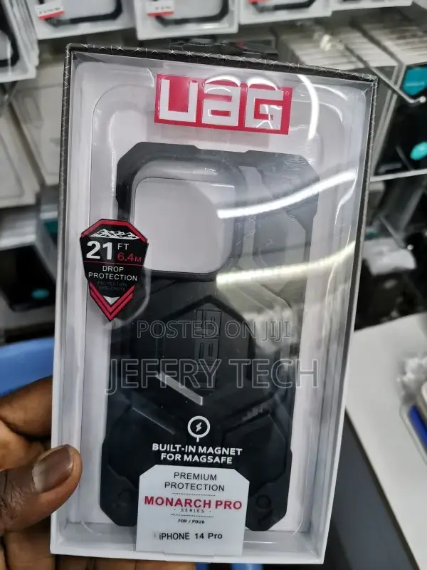 UAG Pathfinder SE Case – Apple iPhone 14 Pro