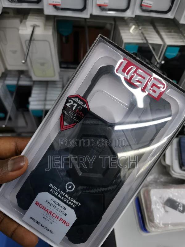 UAG Pathfinder SE Case – Apple iPhone 14 Pro Max - thumbnail 3