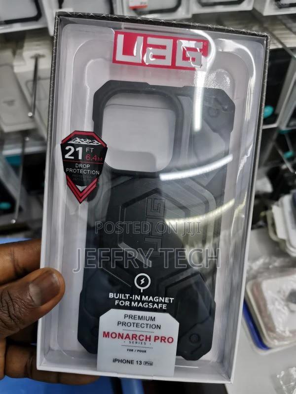 UAG Pathfinder SE Case – Apple iPhone 13 Pro