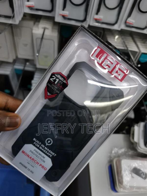 UAG Pathfinder SE Case – Apple iPhone 13 Pro - thumbnail 2