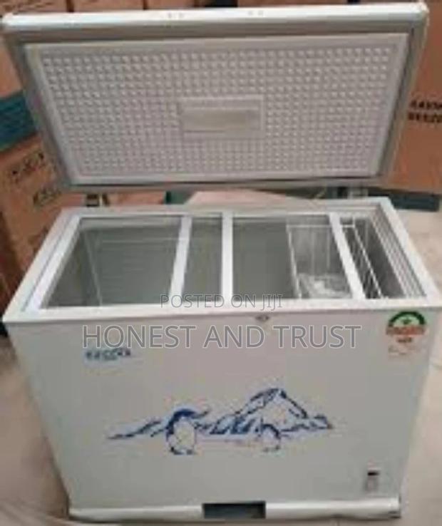 169 Litre Freezer Ice Cool - main view