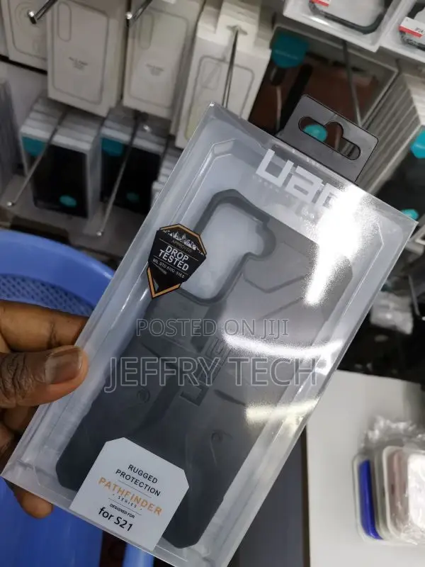 Samsung Galaxy S21 5G UAG Black Pathfinder Case