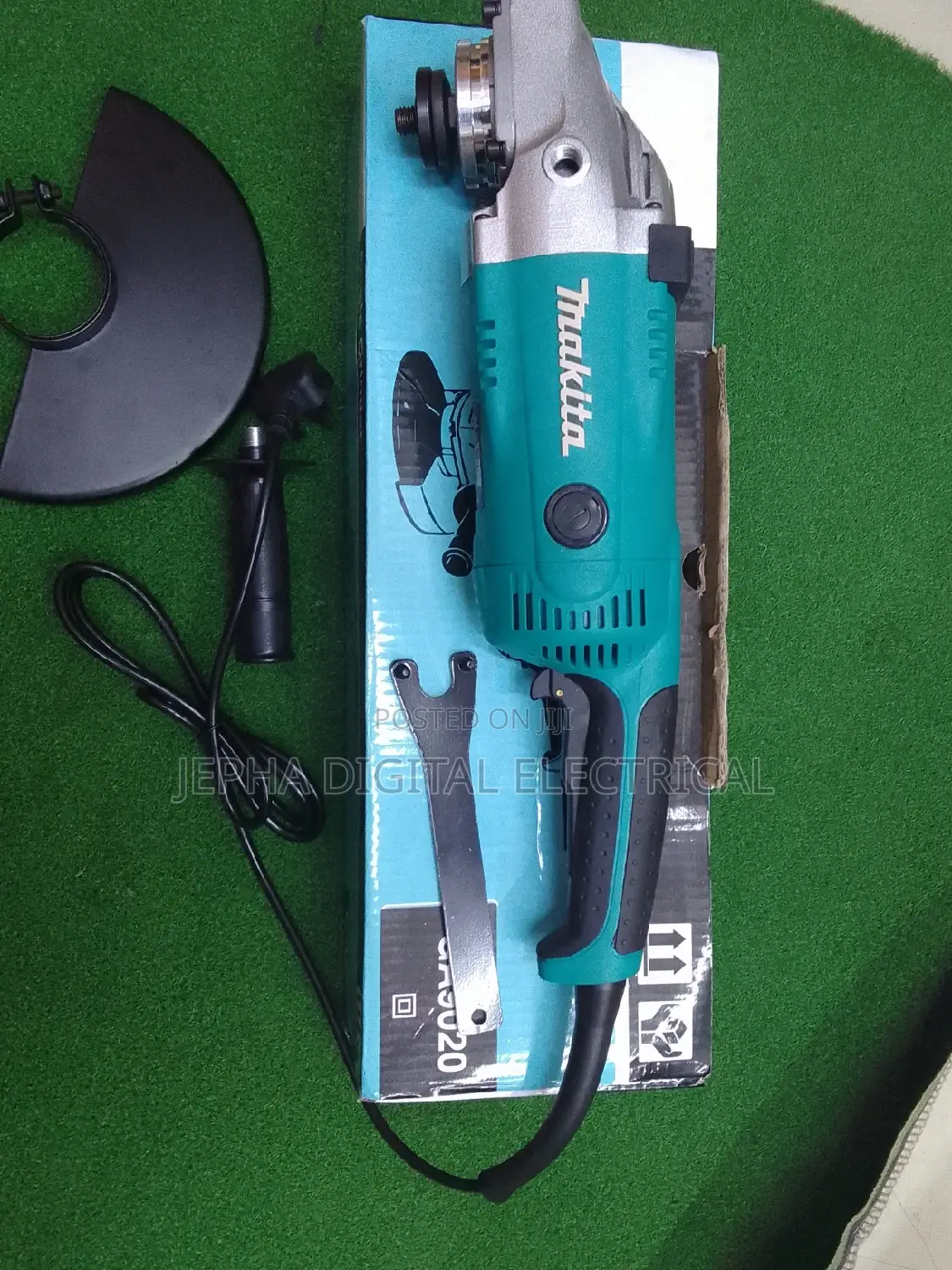 Makita Angle Grinder Heavy Duty
