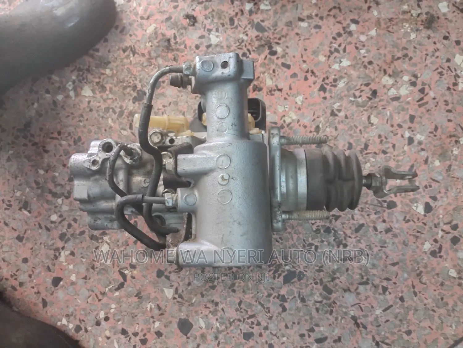 Tc Cylinder (Booster) for Aqua Hybreed,Fielder Hybreed Etc
