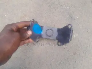 Subaru Legacy Bh5 Automatic Gear Box Mounting