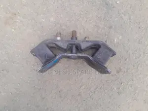 Subaru Legacy Bh5 Automatic Gear Box Mounting