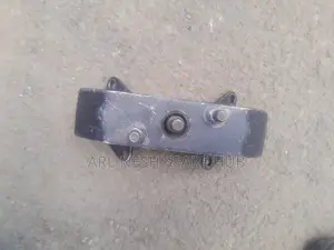 Subaru Legacy Bh5 Automatic Gear Box Mounting