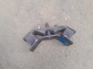 Subaru Legacy Bh5 Automatic Gear Box Mounting