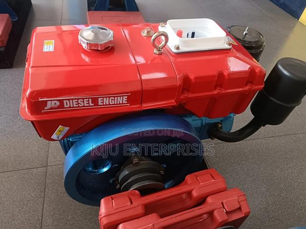 14hp Jd Diesel Engine Available Now - thumbnail 3