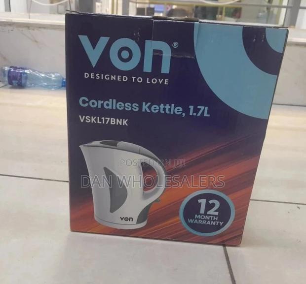 Von 1.7L Vskl17bnk White and Black