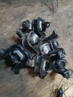 Engine Mountings (Probox) 1NZ
