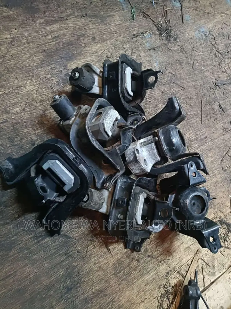 Engine Mountings (Probox) 1NZ