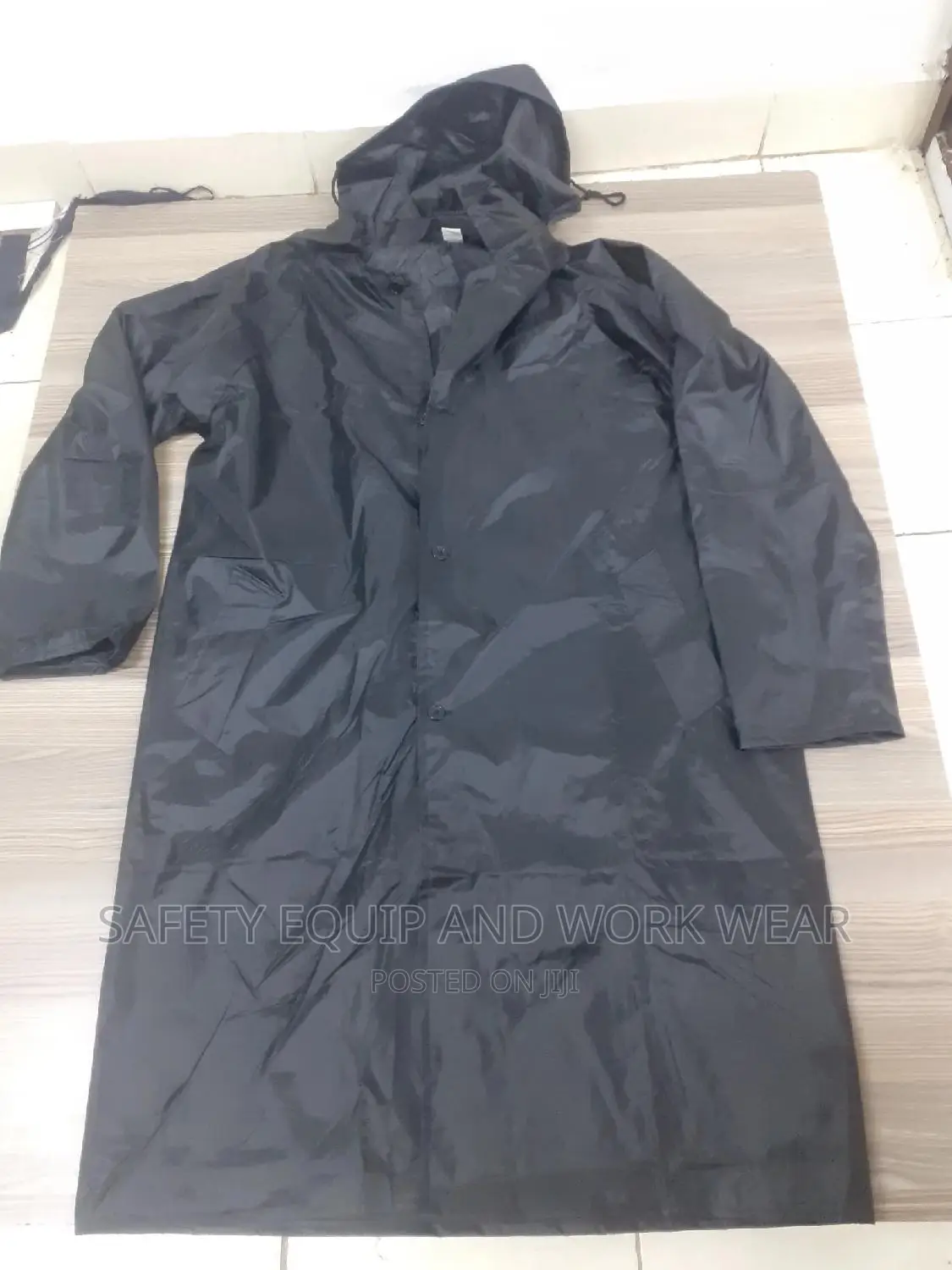 Get Raincoat Made Of Pvc At Discounted Prices
